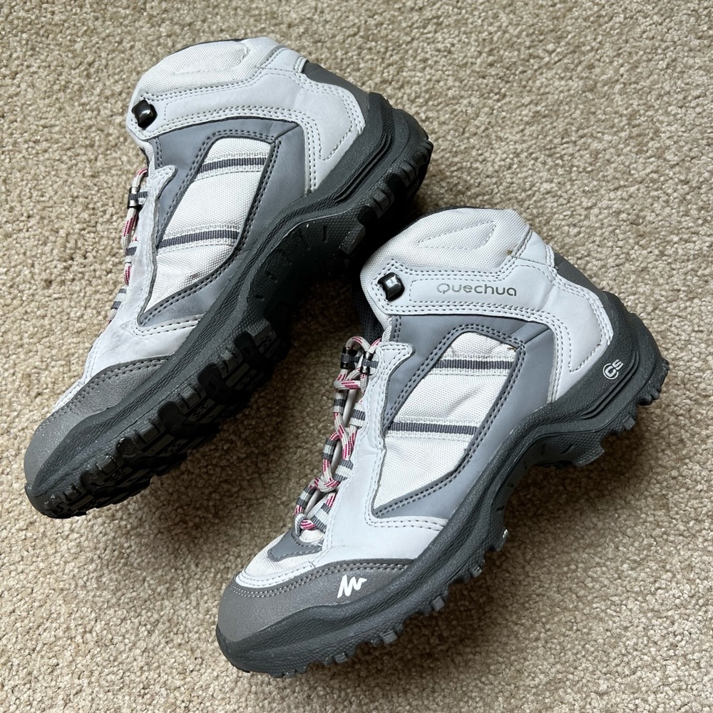 Quechua Hiking Shoes Woman Size 4.5